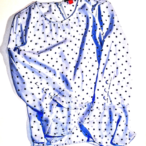 VINCE CAMUTO L/S TOP - BOHO LIGHT BLUE w/ NAVY POLKA-DOT- SMALL - Picture 1 of 7